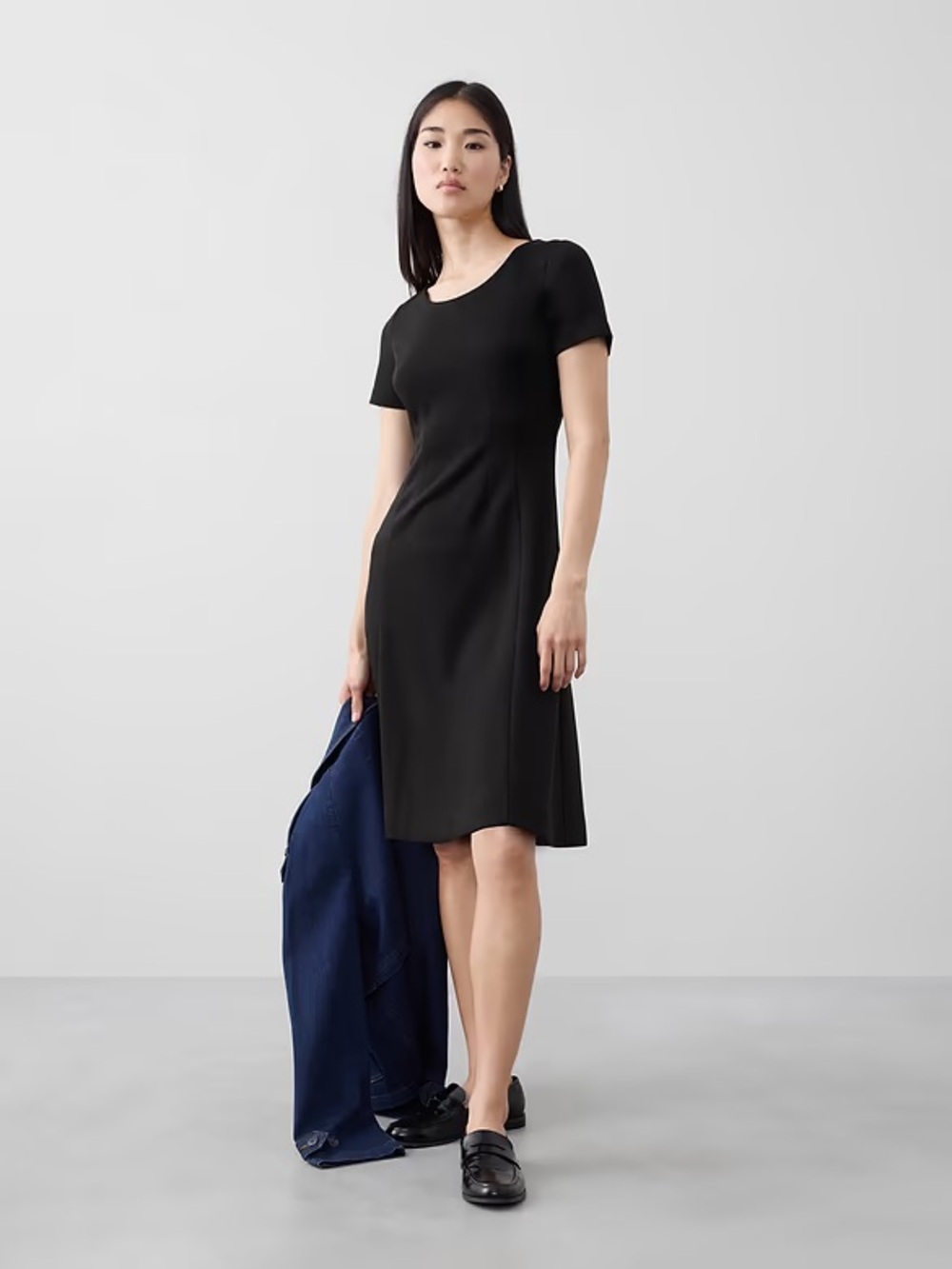 NWT! BANANA REPUBLIC Soft Touch Knee Length Short-Sleeve Midi Dress Size XSmall